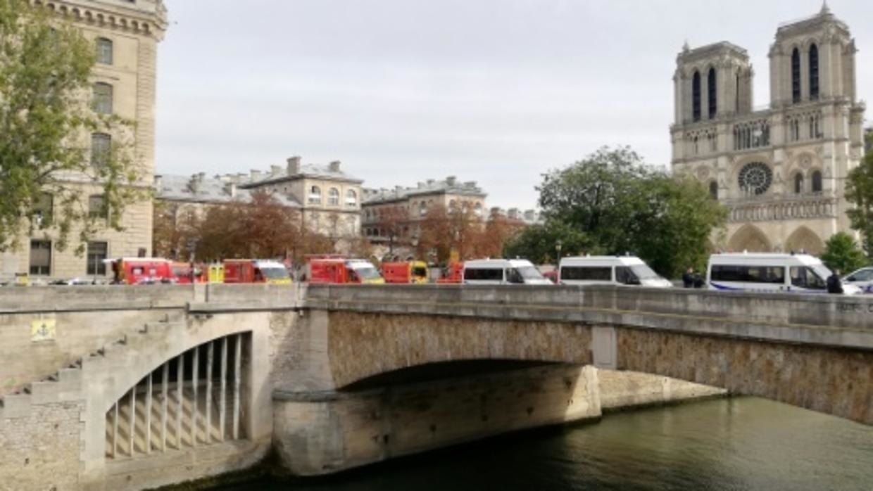 Securely Travel - Paris police headquarters attack 